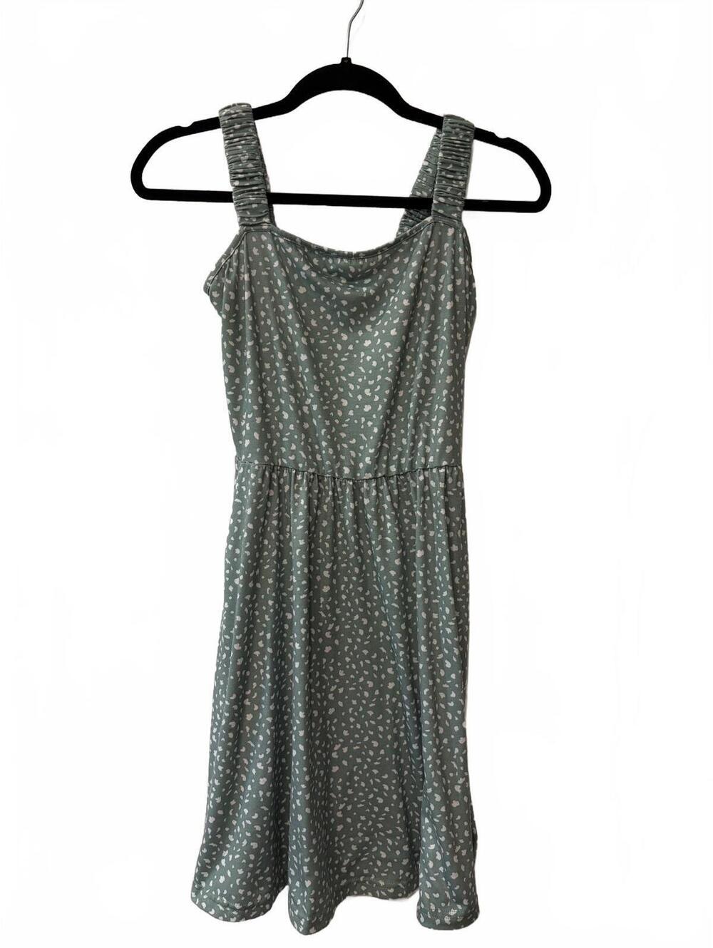 Huhot green dress, women's size M
